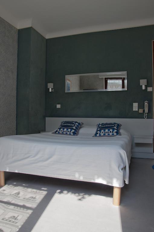 Le Pavillon Bleu Hotel Restaurant Royan Bagian luar foto